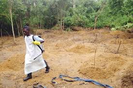 cimetiere de victimes d'Ebola
